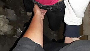 Sex With A Housekeeper After A Walk In The Garden - Girls Fly Orgasm!