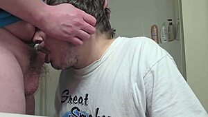 Dylan Getting Some Head