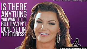 Prelepa MILF Becky Bandini, jebeno sam lud za njenim sisama u titty fucku!