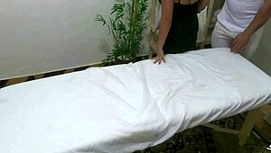 Casada Sucks Therapist In Tantric Massage
