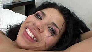 와, 이 라티나 첫 크림파이 필름 봐 너무 핫!