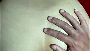 Que rico suena mi vagina cuando la metes papi