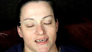 Dirtydees otrok se utopí v cum bukkake šílenství