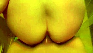 Amateur Couple Caught Busting Pussy Open in Shower with Intense Thrusts