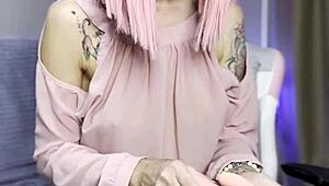 santa's gift got my pussy buzzing with hot orgasm this year