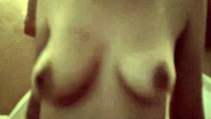 Bold muff diving on petite blonde's pussy