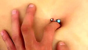 Feeling so turned on sliding a finger into this beautiful navel close-up