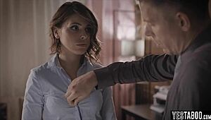 Wanna know about gaping with a quick teen fuck session?