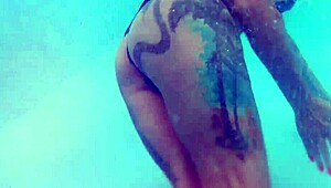 Melissa the Mermaid, Man I’m Trippin’ Over Her Poolside Curves and Brown Eyes