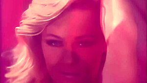 Phoenix Ray’s Classic Clip Reveals Her Hairless Cunt Stretched Wide Open