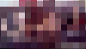 Hey, cum all over my cute little feet right now! 😘