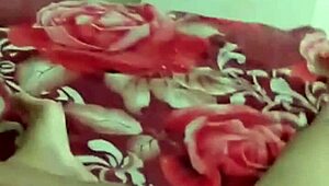 Bibi Indonesia mengidam batang Jerman besar dalam pertemuan panas