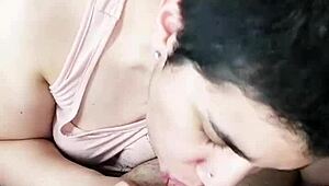 I give handjob and blowjob with cumplay before bed, it's so romantik!