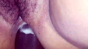 Prostitutka me je jebala v rit