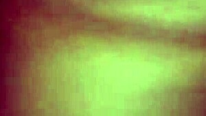 Nov soseda me je nikal medtem ko ti delaš 😏