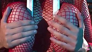 Gianna Michaels, with her big natural tits, enjoys a titty fuck and bondage session ending in a cumshot.