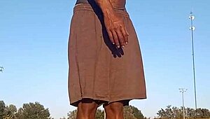 taste the air while working out solo 😏