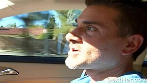 Rachel Starr dan Myka Rain adegan kamar tidur mesra