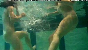 Bouncing tits on lesbians Katka and Barbara underwater