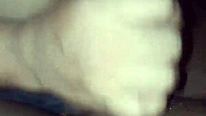 stepmom’s teasing handjob turns into a hot homemade surprise