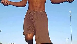 taste the air while working out solo 😏