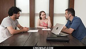 스텝슨과 남편이 스텝모를 언제든지 프리유즈 섹스, 와!