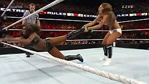 Nikki Bella faces Naomi in extreme rules match