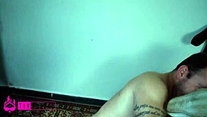 Wow! Hot Maid Cleans House and Bangs Boss Hard in O Poderoso Chefinho!