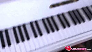 SisterCums.com - Bro, stop annoying your stepsis already!