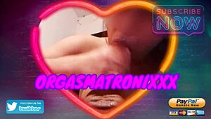 i bet my naughty girlfriend she couldn't make me cum with her petite body