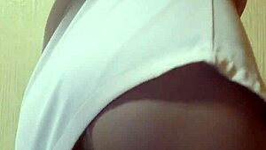 Can I lick your too?