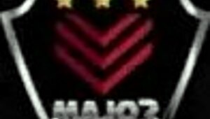 ink queen genevieve sinn makes rome major cum on tits