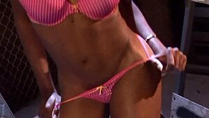 Cocoa Shanelle gets her pussy fucked!