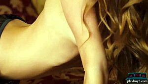 Petite Florida Milf Reveals Her Stunning Tight Frame