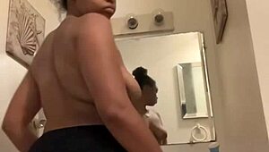 homemade redbone twerking with big tits and ass