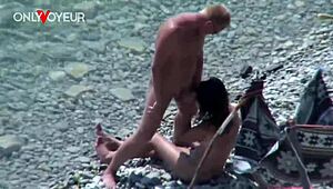 Exhibitionist wife gets fucked on a public beach