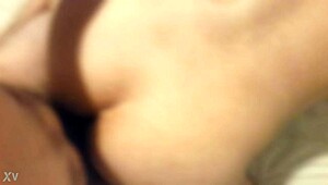 Miluju divoký noci s mojí milfkovou přítelkyní