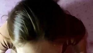 Friend's wife strokes my dick sensually 😍