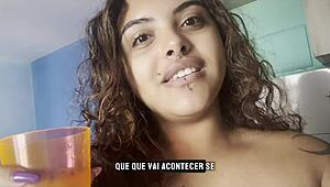 Naked curvy woman drinks coffee while chatting