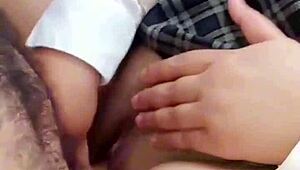 Sexy Amateur Sucking Hard In Homemade Action!