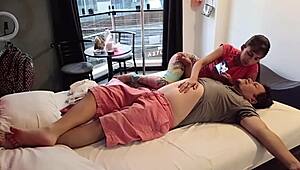 fui a un hotel a follar y brincaron sobre mi tan rico