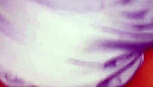 ただの乗車だったのに、アジアンビューティーが無防備に生ハメセックス