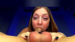 Jag svalde kuken och tömde bollarna i munnen under hårt deepthroat