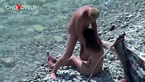 Exhibitionist wife gets fucked on a public beach