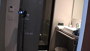 Hot hotel sex with a cute OL, so steamy! 🔥