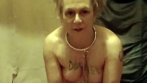 Esclave F Autoseance Uro with Insulting Masturbation Feels Raw