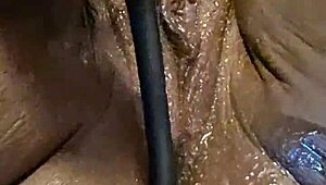 Ebony Amateur Wife Milf Self Pleasures Her Ass in Homemade Anal Experience