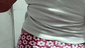 Auroraestelar Flashing and Masturbating During Her Bath