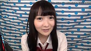 日本人素人美女が熱いフェラと玩具でワイルドセックス