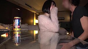 咲妃ちゃんが敏感な体を触られ乳首いじられ激しく反応